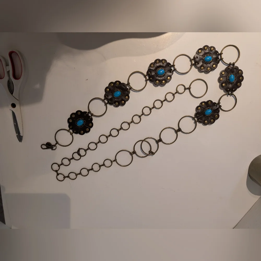 Western Belt Faux Turquoise Chain Belt,‎ leather Flower.